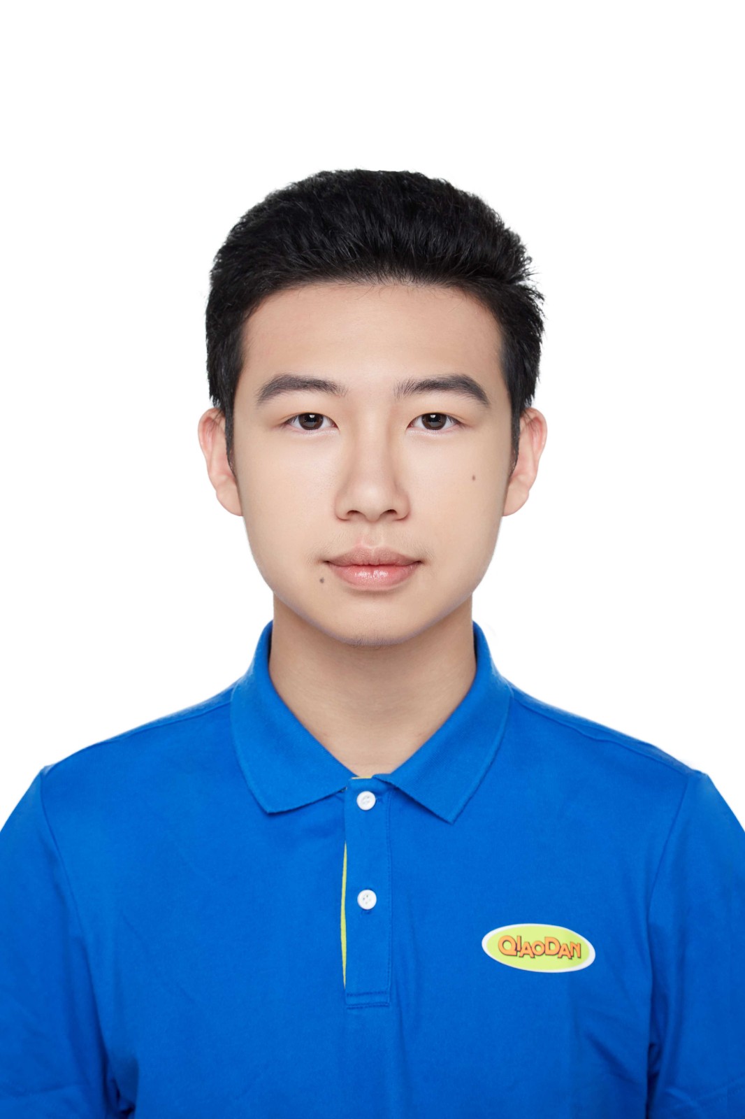 张庭嘉1.jpg 张庭嘉1.jpg